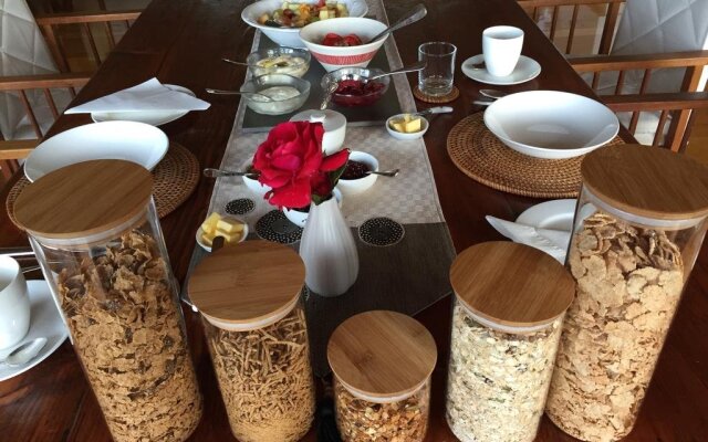 Llarrinda Bed & Breakfast