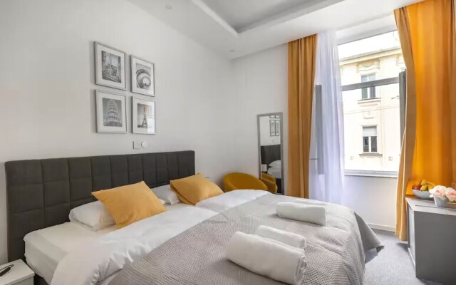 Elenas Rooms & Apartment