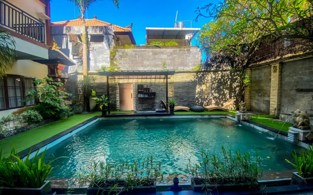 Dedy Beach Inn