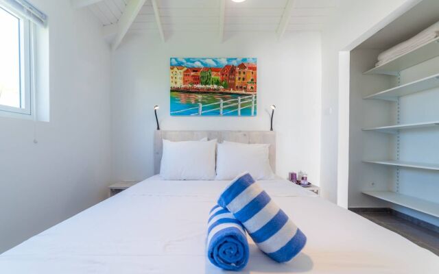 ♥ Perfect Family Getaway ♥ with Tropical Pool & Garden