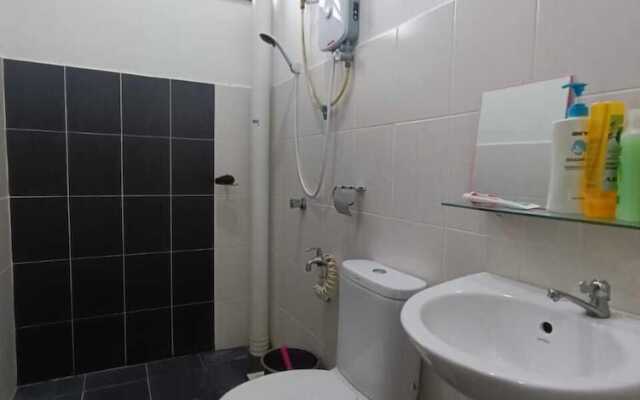 OYO Homes 90606 Casaria Cherating