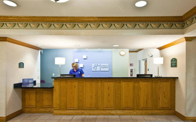 Holiday Inn Express Hotel & Suites Charlotte by IHG