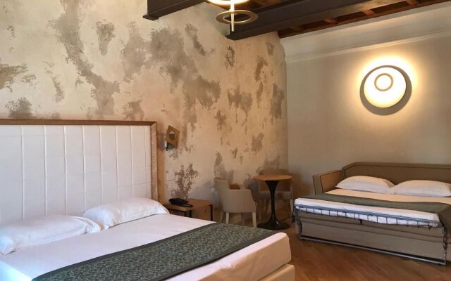 Ca' Uberti Palace Hotel , Mantegna Hotels