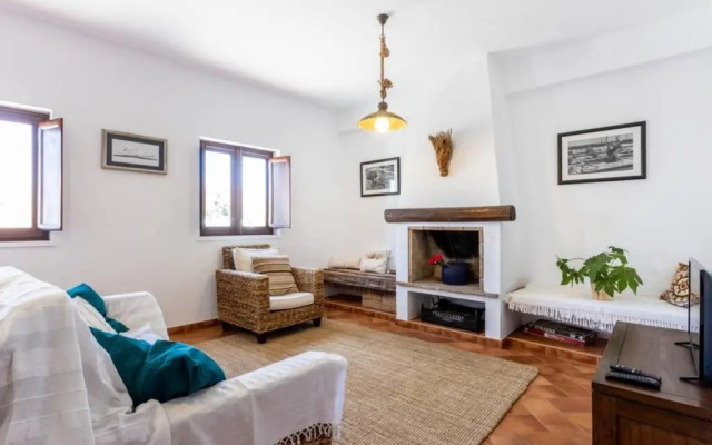 Sagres Chimneys House