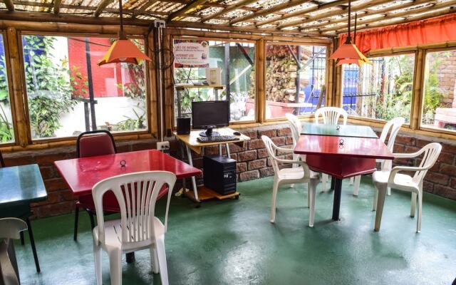 Hostal Santa Cruz Backpackers