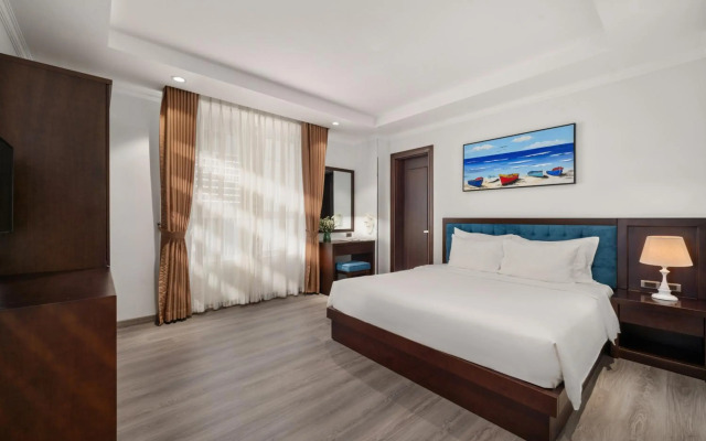 BlueSun Danang Beach Hotel