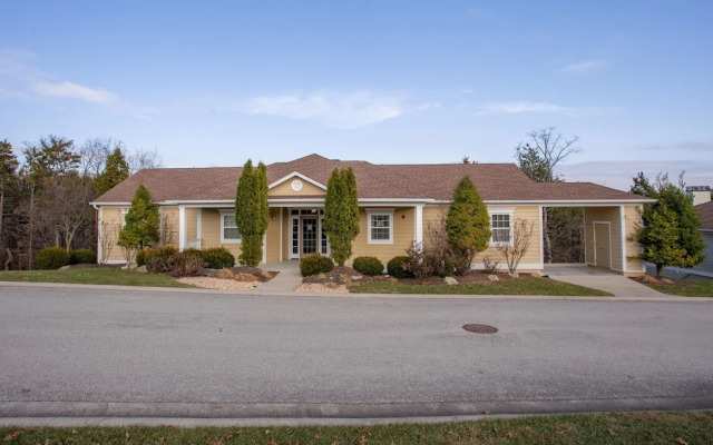 Quaint Quarters 4 Bedroom Villa by RedAwning