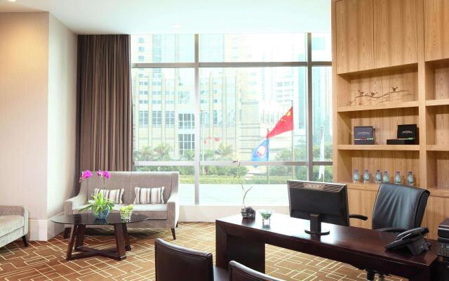 DoubleTree by Hilton Guangzhou-Free Shuttle Bus to Canton Fair Complex & Overseas Buyer Registration Services during Canton Fair Period