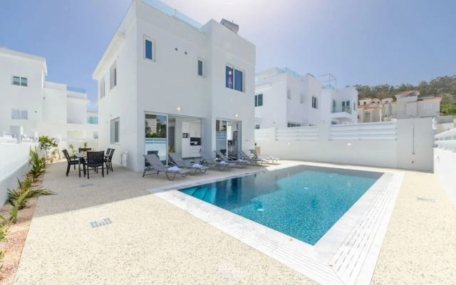 Green Bay Villa 17 in Protaras