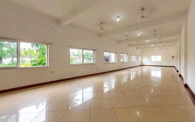 RNS Highway Hotel