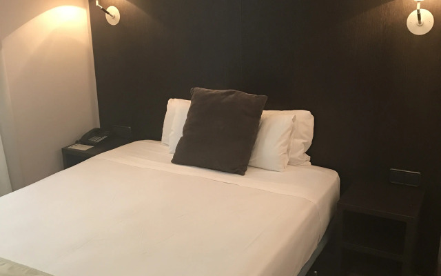 Отель Ramblas Internacional