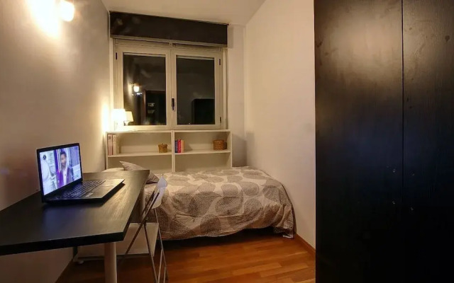 1337 R1 Single Room in a Profesionals Flat Shared