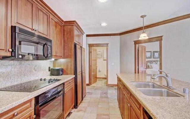 Beautiful Condo In The Heart of Copper - MC308 by RedAwning