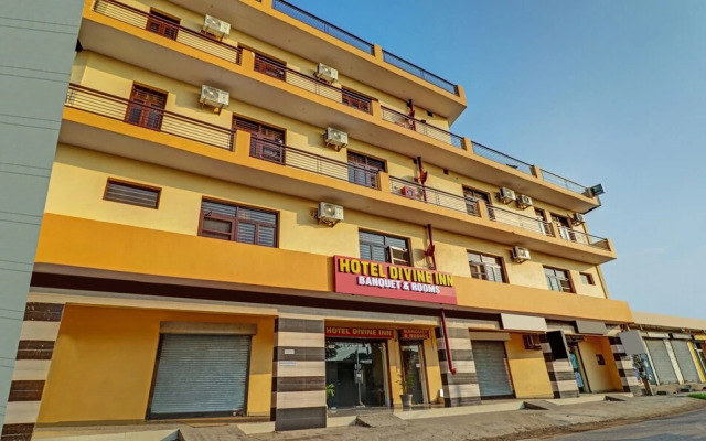 Itsy By Treebo - Divine Inn