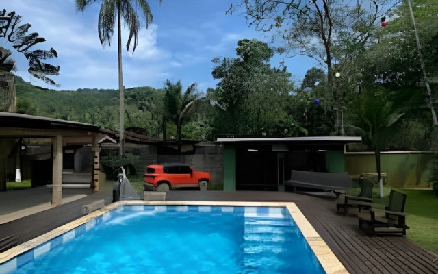 Linda casa na Praia de Cambury - SP - 4