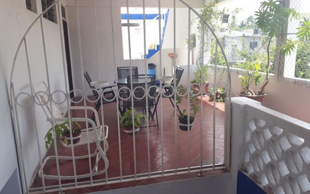 Hotel y Bungalows Los Arcos