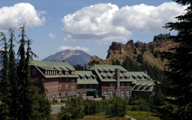 Crater Lake Lodge - Inside the Park