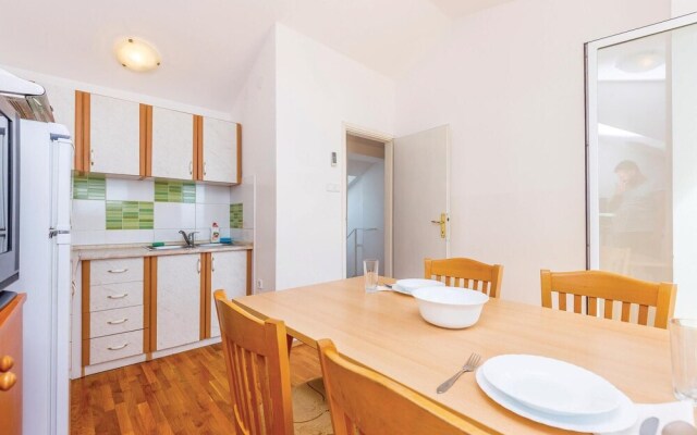 Amazing Home in Dramalj With Wifi and 3 Bedrooms