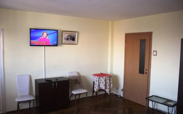 Modern apartment city center 2