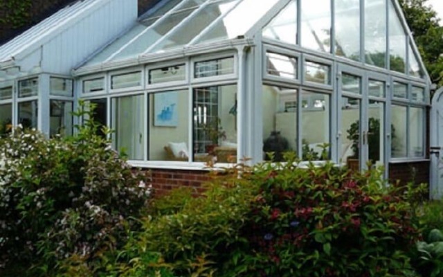 Pine Lodge Bed & Breakfast