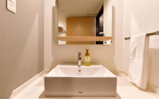Vessel Inn Sakae Station