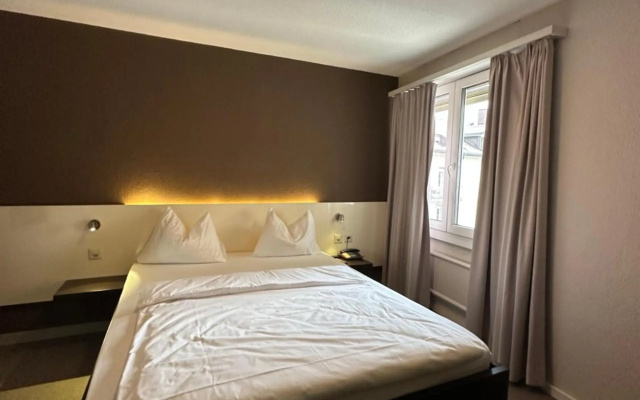 Residence Am Marktplatz (Adults Only) – Guest Rooms – Interlaken