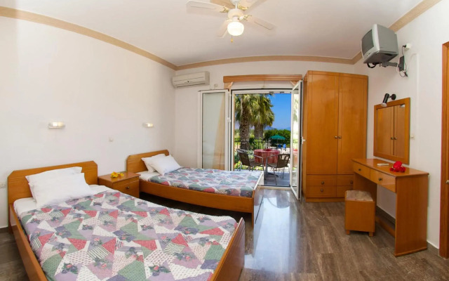 Stalaktites Studios and Apartments