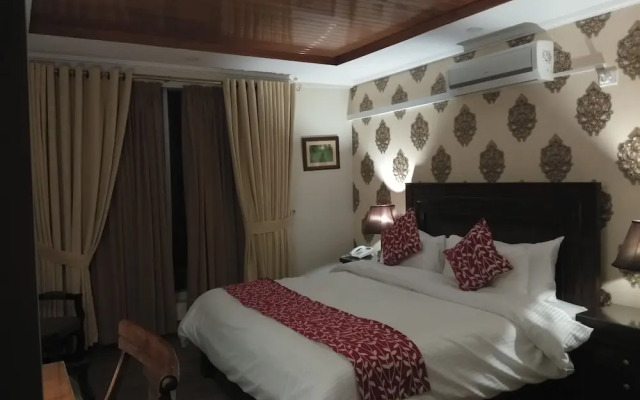 S Chalet Bhurban