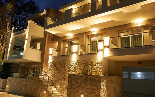 Troulis Aparthotel