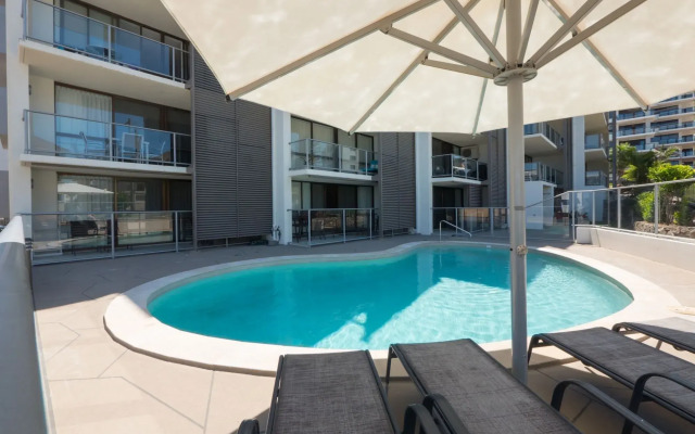 Merrima Court Holidays