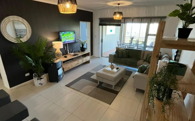 Goose Villa