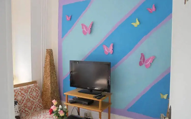 Crescent Rooms