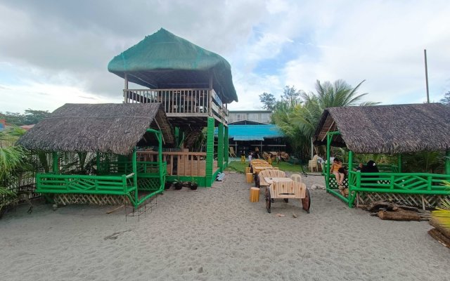 MOPE Beach Resort