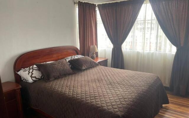 Casa 2 Pisos 100% Funcional En Cuenca Garantizado