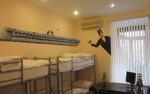 Chicago Hostel