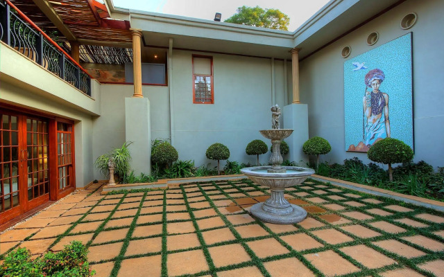 House Higgo
