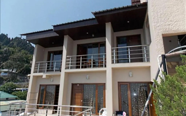 Valley View Hotel