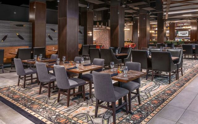 DoubleTree by Hilton Denver - Aurora