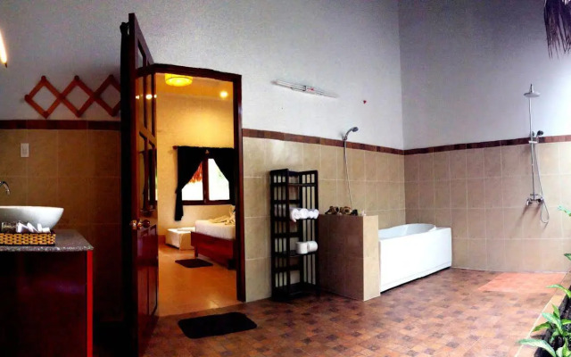 Mango Home Riverside