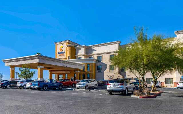 Comfort Suites Barstow near I-15