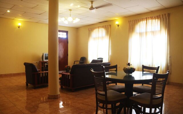 Hotel Red Rose
