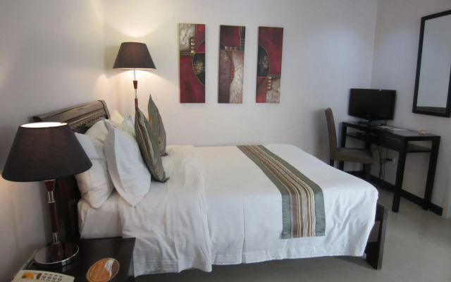 The Suites at Calle Nueva
