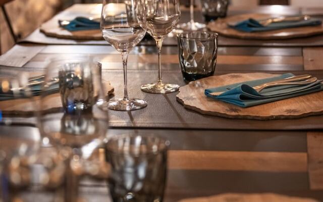 Hôtel Restaurant L'Oustaloun