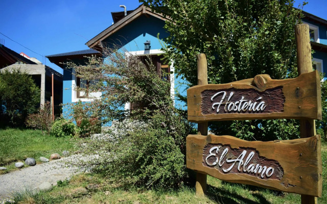 Hosteria El Alamo