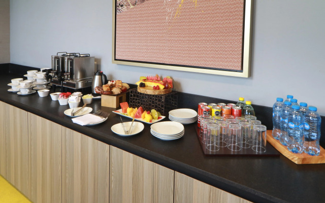 Holiday Inn Hotel and Suites Mexico Felipe Angeles Airport by IHG