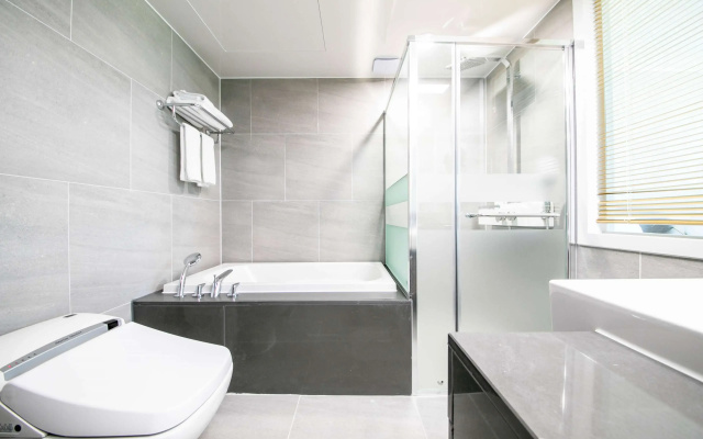 Golden Tulip Essential Namgang