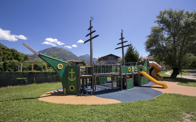 Porto Letizia Tchaikovsky 4