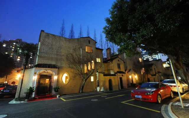 Shenkang Hotel