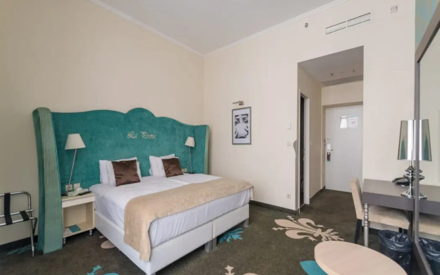 La Prima Fashion Hotel