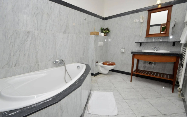 Brioni Suites